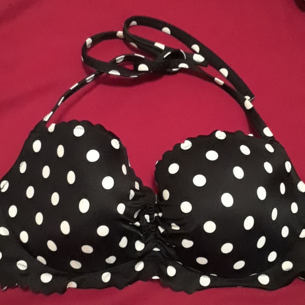 Bikini top with dots